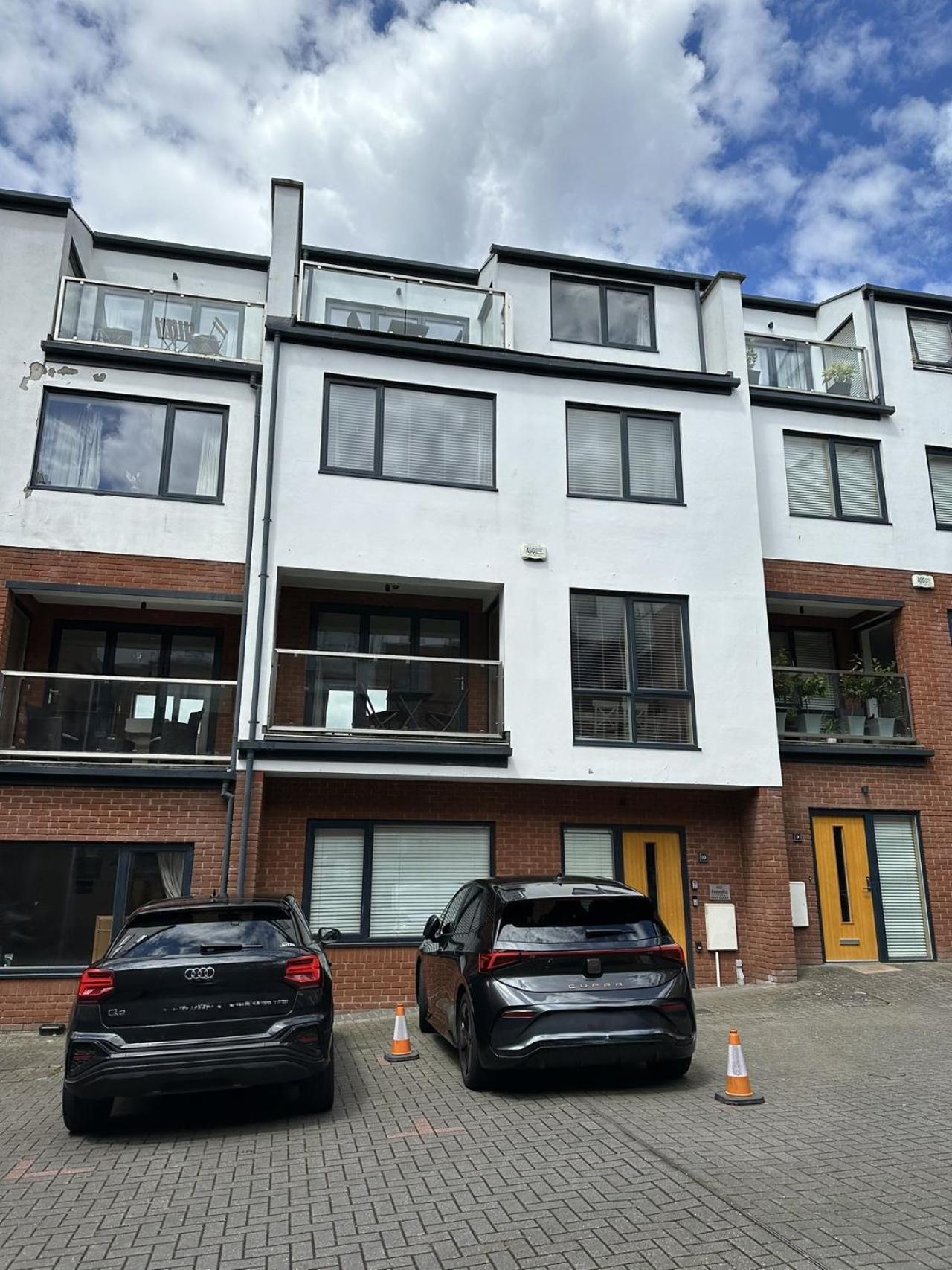 Spacious 4Br 4Ba Gated Townhouse With Balconies, Central Jq Birmingham Zewnętrze zdjęcie